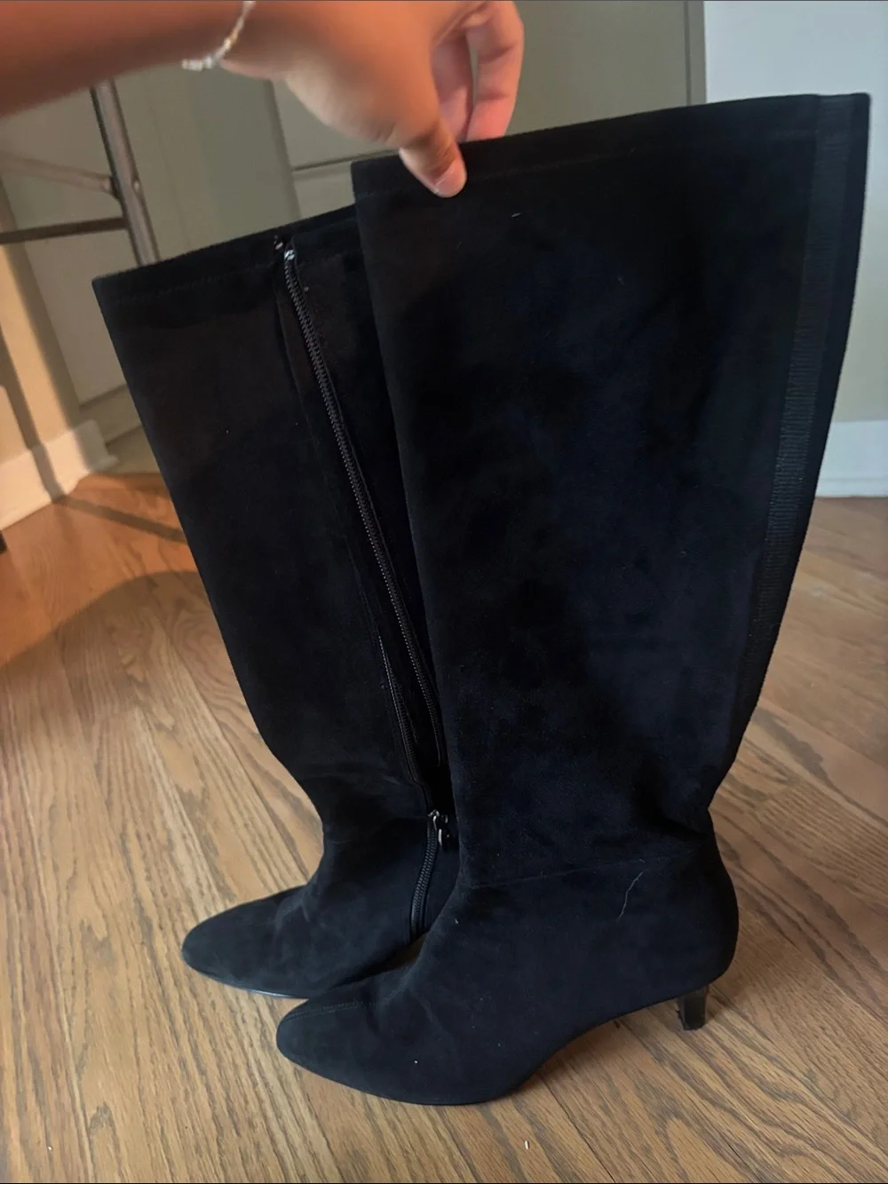 Tahari Black Over-the-Knee Suede Boots with Low Kitten Heel size 8